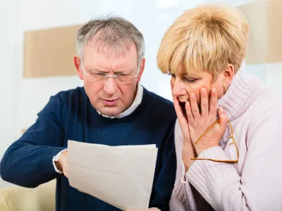 Ministrul muncii schimbă data la care se acordă ajutoarele la pensie. Casa de Pensii confirmă problemele