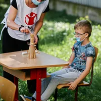 Copiii din comunitățile urbane defavorizate , cei mai dezavantajați de educația online. Foto Salvați copiii