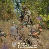 Prizonieri ruși - Foto:  82nd Separate Bukovina Airborne Assault Brigade
