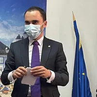 Deputatul Cosmin Șandru, urmărit penal de DNA pentru dare de mită cu privire la moțiunea de cenzură/FOTO: Facebook/CosminSandru