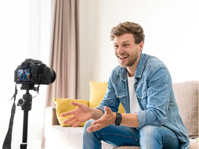 Influencer - Foto: Magnific (rol ilustrativ)