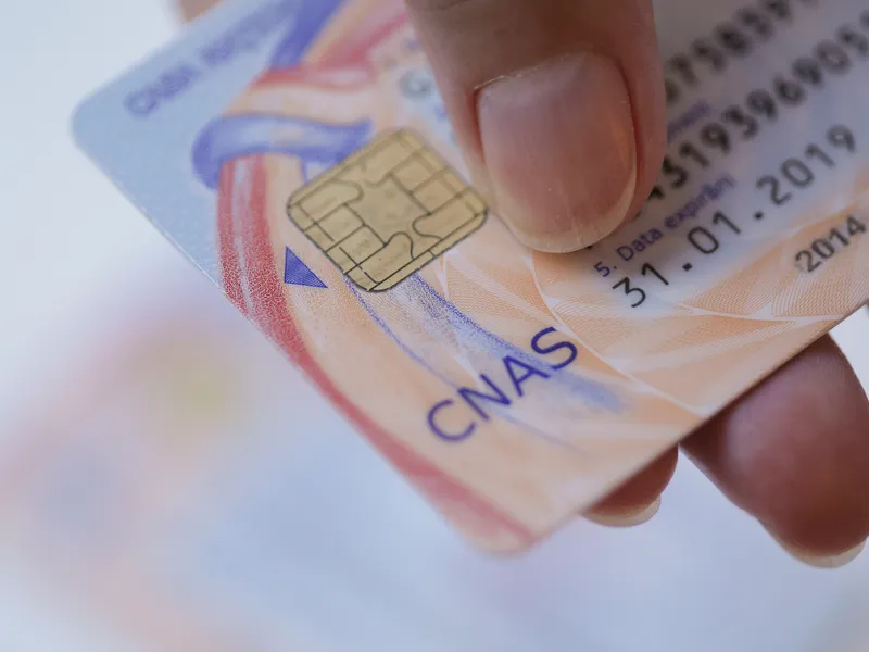 Cardurile de sănătate, blocate. Sistemul informatic al CNAS nu funcționează. Ce spun medicii - Foto: Profimedia images