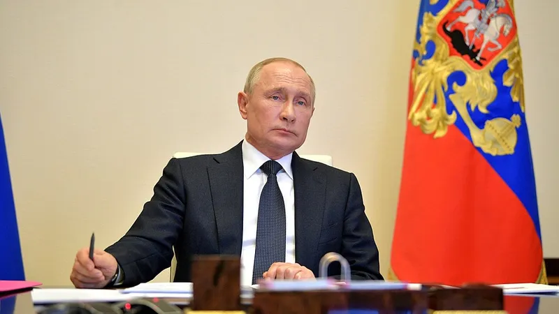 Rusia transformă Crimeea într-o bază militară și urmărește eliminarea tătarilor din peninsulă/FOTO: Kremlin.ru