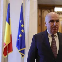 Premierul Ilie Bolojan, la discuţiile din Coaliţie despre  Legea buugetului - Foto: INQUAM PHOTOS/Octav Ganea