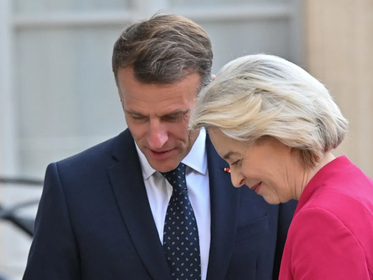 Preşedintele Franţei, Emmanuel Macron, şi preşedintele Comisiei Europene, Ursula von der Leyen - Foto: Profimedia Images