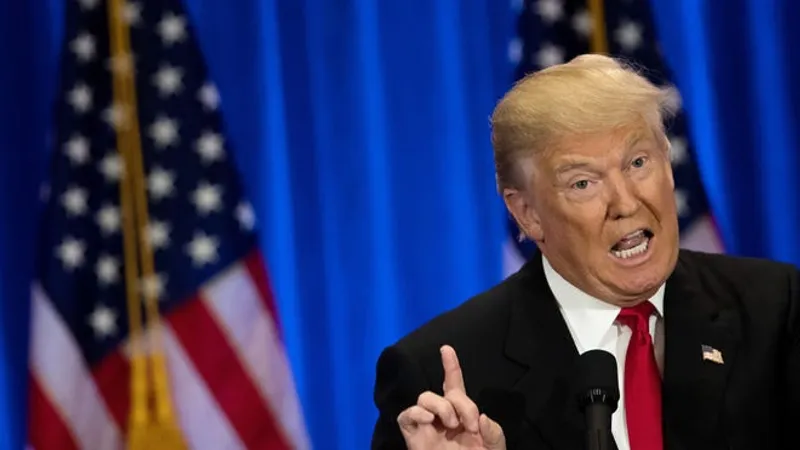 Investigația pe grațiere este Fake News, spune Donald Trump/FOTO: USA Today