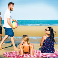 Foto: Românii vor merge în număr mare la Marea NEagră Sursa: Freepik (rol ilustrativ)