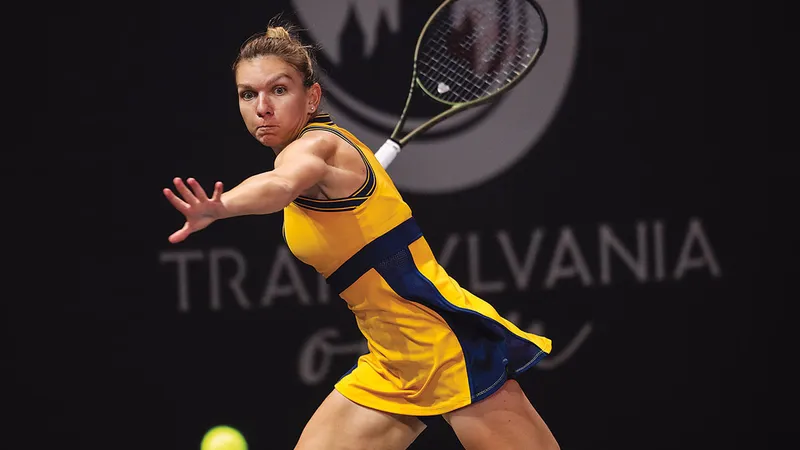 Simona Halep a câștigat pentru a doua oară trofeul pentru lovitura anului - Foto: INQUAM PHOTOS/ Simion-Sebastian Tătaru