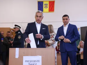 Călin Georgescu și George Simion - Foto: INQUAM PHOTOS / Călin George