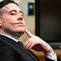 Secretul ucigașului cu un „zâmbet malefic” tatuat pe față, condamnat de două ori la moarte - Foto: Profimedia images