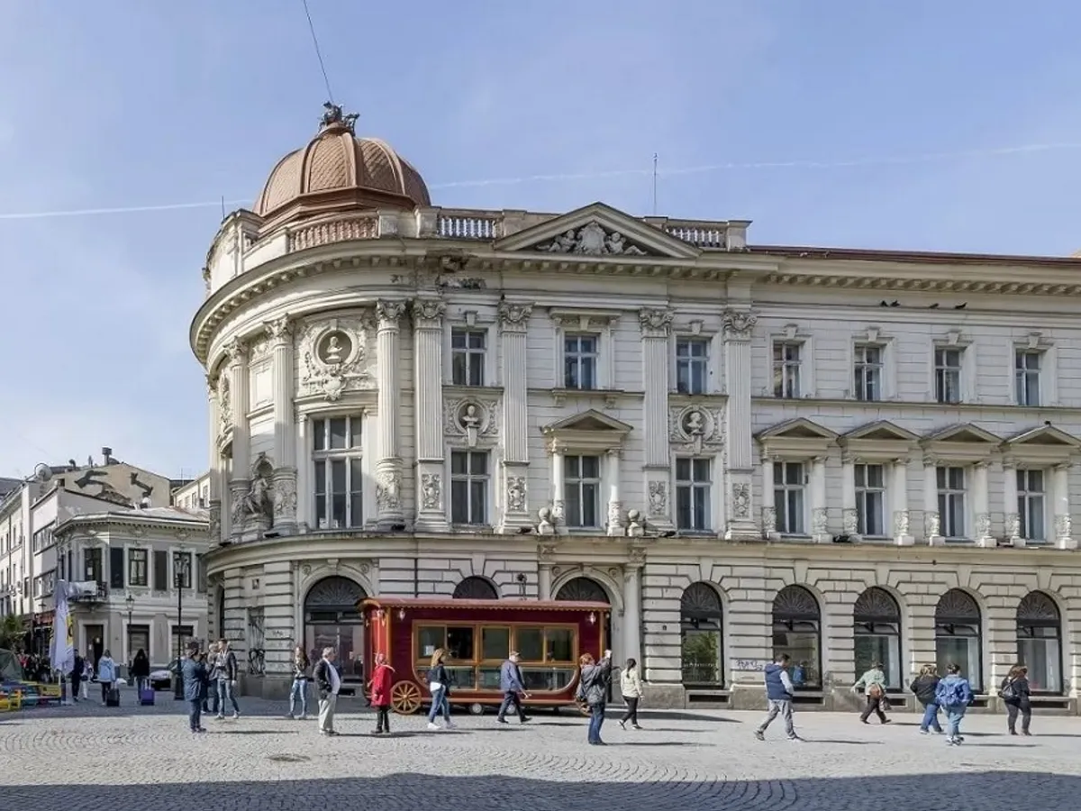 Palatul Dacia-România de pe Lipscani, viitor sediu al Pinacotecii București