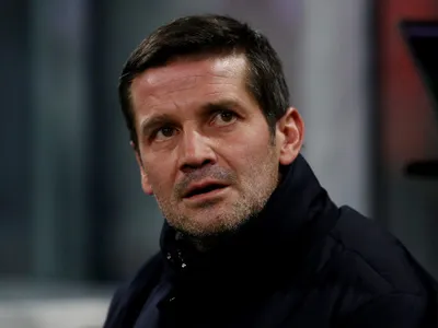 Cosmin Contra a dezvăluit în direct ce face Cristi Chivu: ”Că așa e el, dar îi transmit pe această cale”