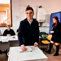 Victor Negrescu, președintele interimar al PSD. Este un europarlamentar și are doar 39 de ani: FOTO - Facebook(imagine cu rol ilustrativ)