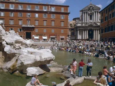 Biserica din Roma unde se află inimile a 22 de Papi e lângă Fântâna Trevi - Foto: Profimedia Images
