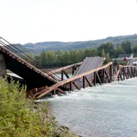 Podul Tretten s-a prăbuşit. / Foto: Profimedia