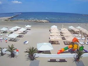 Puțini turiști la mare Foto: Webcam plaja Mamaia