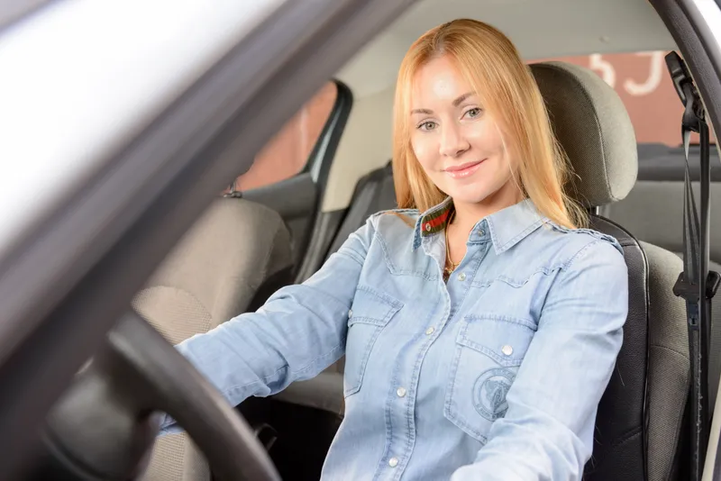 Șofer cu permis - Foto: Freepik