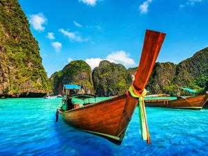 Thailanda repornește turismul. Elimină carantina pentru turişti din februarie, dar rămân 2 teste PCR. / Foto: euronews.com