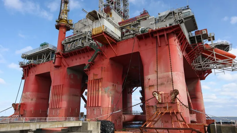 Ungaria vrea gaze de la Marea Neagră. "Va fi singura sursă de gaz proaspăt din regiune" - Foto: INQUAM PHOTOS/George Călin