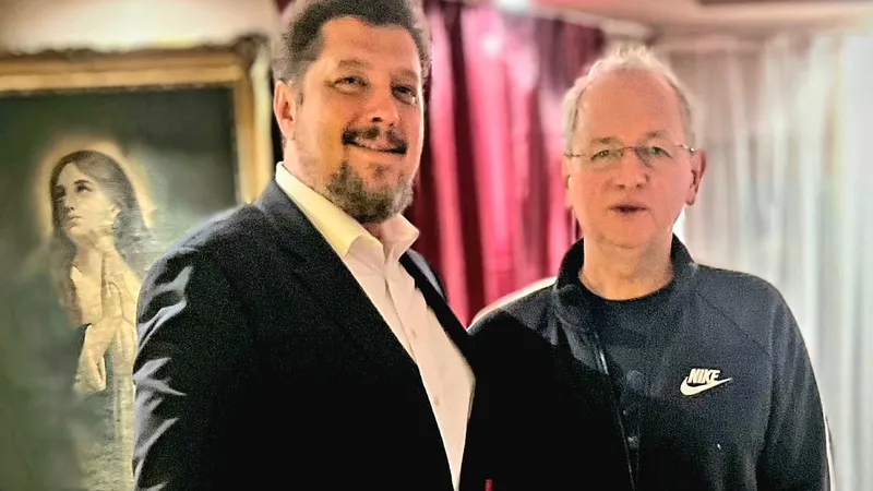 Pentru că George Simion ezită, Claudiu Târziu îl propune pe Dan Puric candidat AUR la președinție - Foto: Facebook