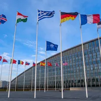 NATO îi avertizează pe talibani: „Nu le vom permite teroriştilor să ne ameninţe”. / Foto: nato.int