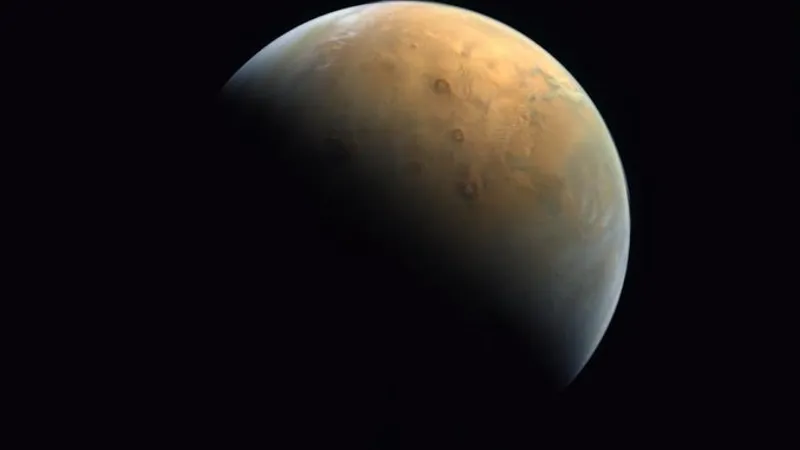 Marte, văzut de sonda Emiratelor Unite. Foto Mohammed bin Rashid Al Maktoum