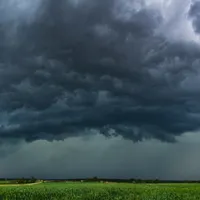 Județele din România lovite de un cod galben de ploi până mâine! Unde scoatem înapoi gecile? - Foto: Profimedia Images (imagine cu rol ilustrativ)