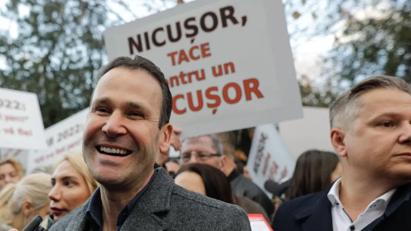 Robert Negoiţă organizează Revelion cu mii de oameni fără autorizaţie - Foto: INQUAM PHOTOS / George Călin