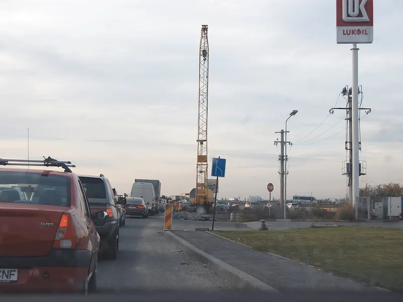 În acest moment, pe Șoseaua de Centură a Bucureștiului se lucrează la repararea unui singur pod. La Pasajul de la Domnești situația lucrărilor este de 0%