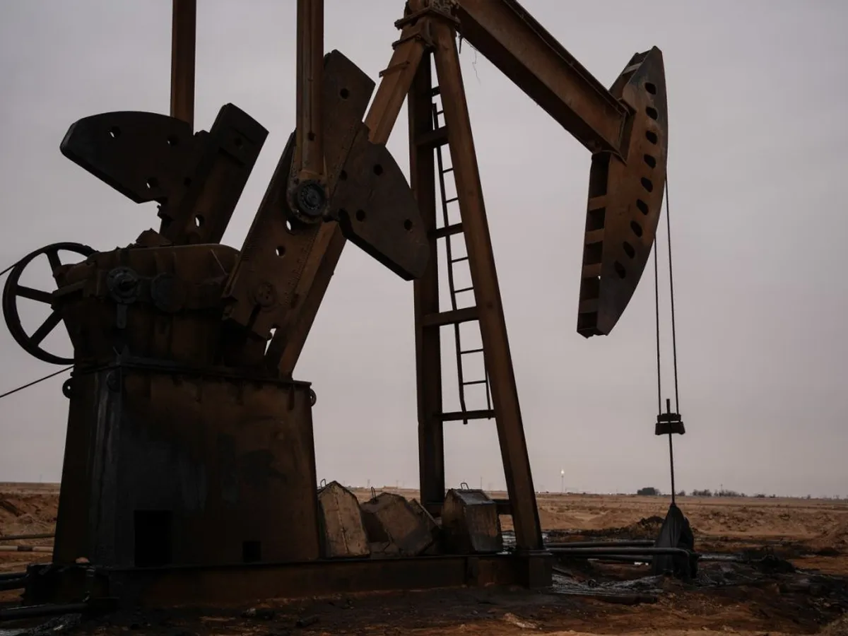 Petrolul continuă să se scumpească. Preţurile au crescut cu încă 3%. Cauza: temerile privind aprovizionarea