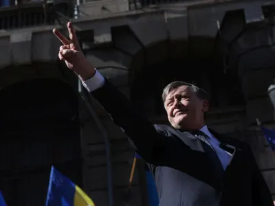 „Crin Antonescu a fost singurul în care am avut încredere” – Mărturia unui prieten din exil - Foto: INQUAM PHOTOS/George Călin