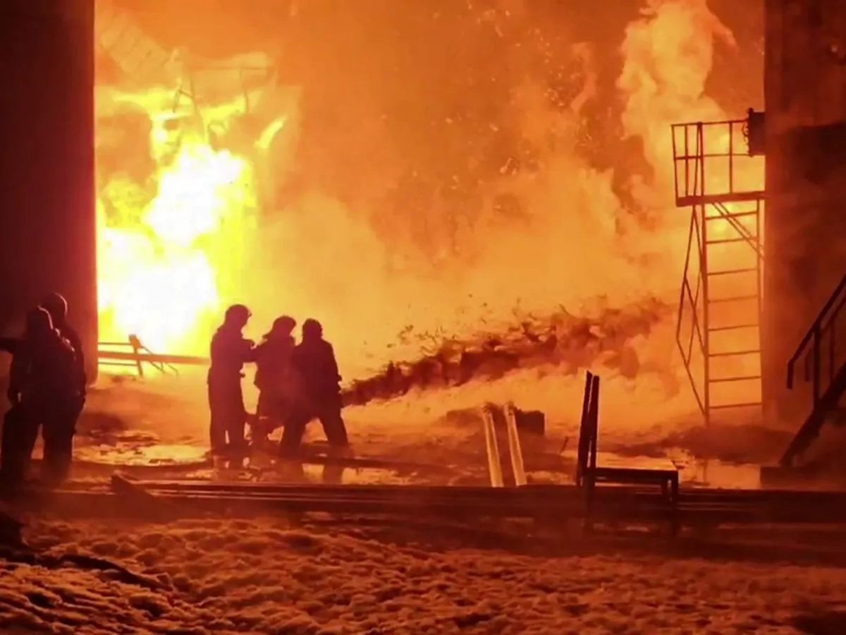 Incendiu provocat de drone - FOTO kyivpost.com