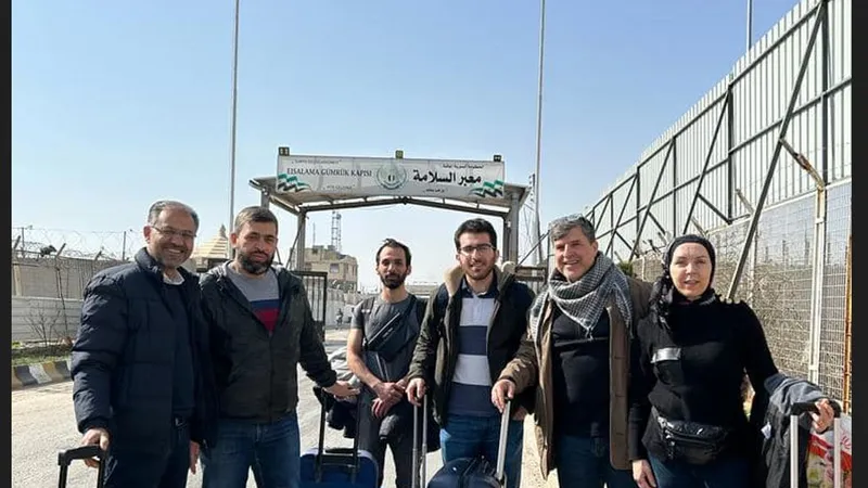 Echipă de medici la frontiera Turciei cu Siria/Foto: newsweek