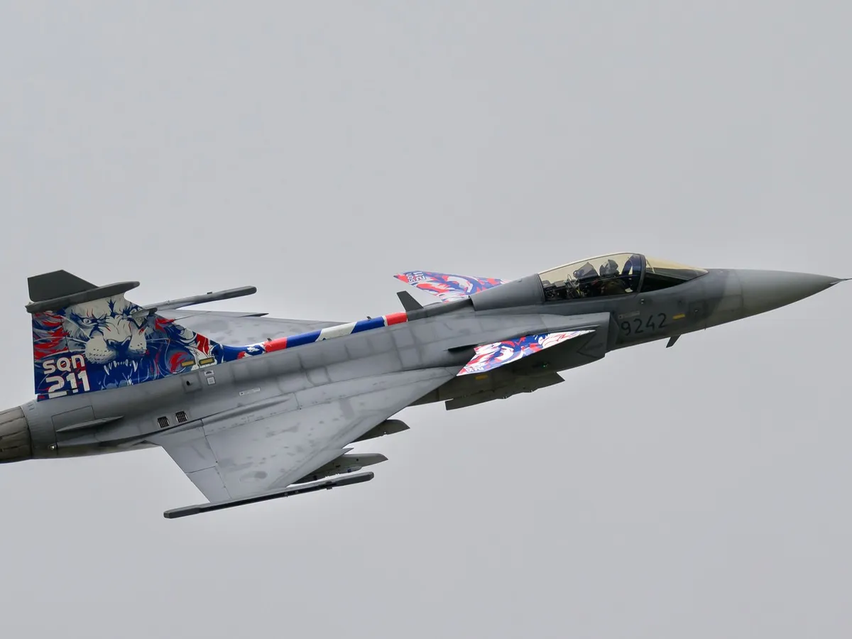 Gripen, avionul pe care nimeni nu îl cumpără de 11 ani costă 228.000.000$. Ce preț au F-35 și Rafale - Foto: Profimedia Images