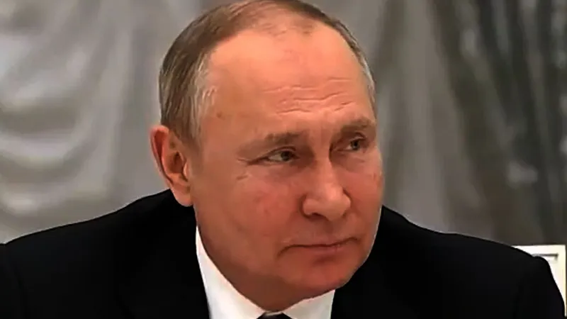 VIDEO ”De ce faci pe prostul?” Vladimir Putin îşi bate jocul de vicepremierul său, Denis Manturov - Foto: Twitter