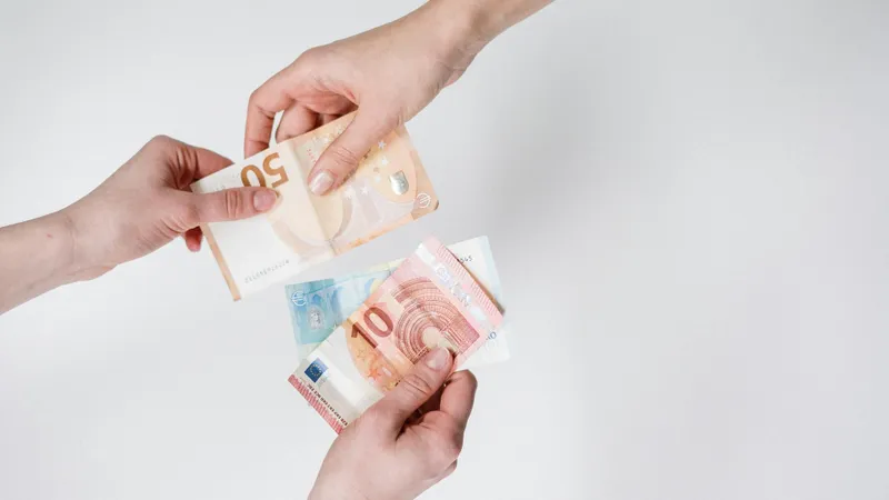Bulgaria a luat față României și va adopta moneda euro în 2025. Cât mai așteaptă românii? - Foto: Pexels