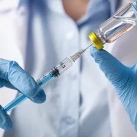Medic belgian, suspectat de vaccinarea „la chiuvetă” a 2.000 de persoane. / Foto: expatica.com