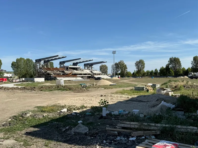 Stadionul din Titu - Foto: db-sport.ro