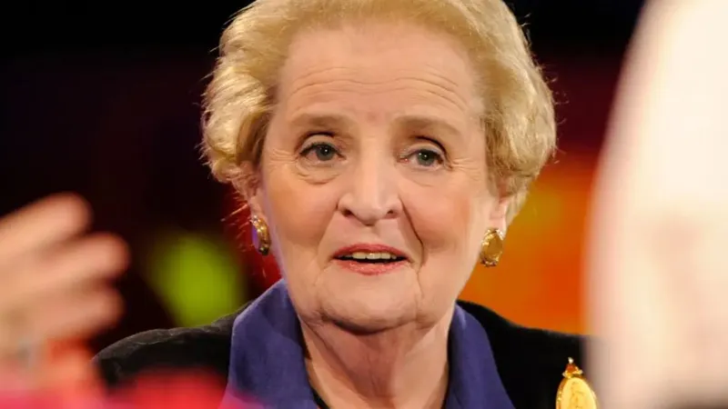 Madeleine Albright, prima femeie secretar de stat al SUA, care a susținut aderarea României la NATO, a decedat/foto: the hill