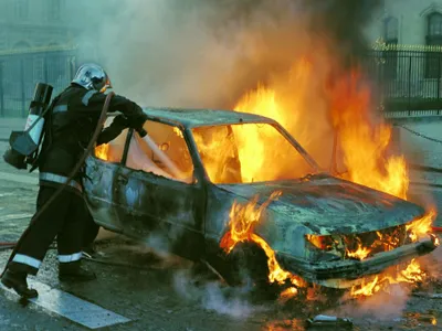De ce iau foc mașinile din senin? Ce depinde de noi? Un inginer auto din Iași explică - Foto: Pexels/David Henry