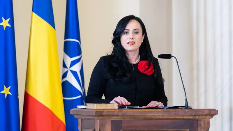 Ministrul muncii a refuzat să spună dacă pensie crește la 1 ianuarie. Câți bani pierd pensionarii? Foto: Facebook/Simona Bucura - Oprescu (fotografie cu caracter ilustrativ)