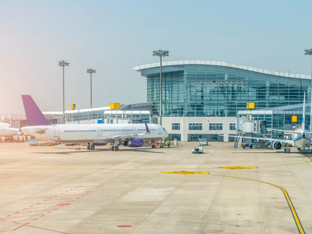 Avion - Foto: freepik (rol ilustrativ)