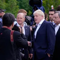 Boris Johnson a spus la Summitul G7:  "Trebuie să secăm regimul lui Putin de finanţările sale. Asta este ceea ce fac Regatul Unit şi aliaţii săi" - Foto: Profimedia Images