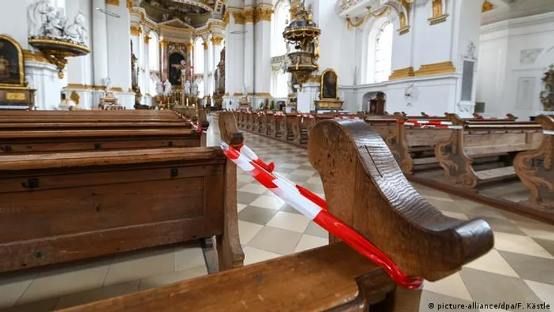 Dificila situaţie a Bisericilor din Germania, de Paște