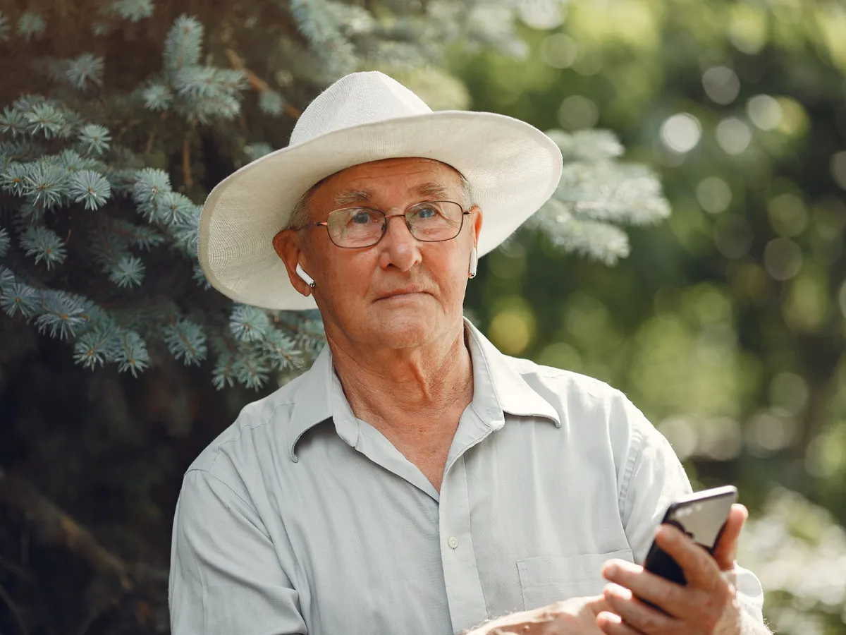 Pensionar - Foto: Magnific (Imagine cu rol ilustrativ)