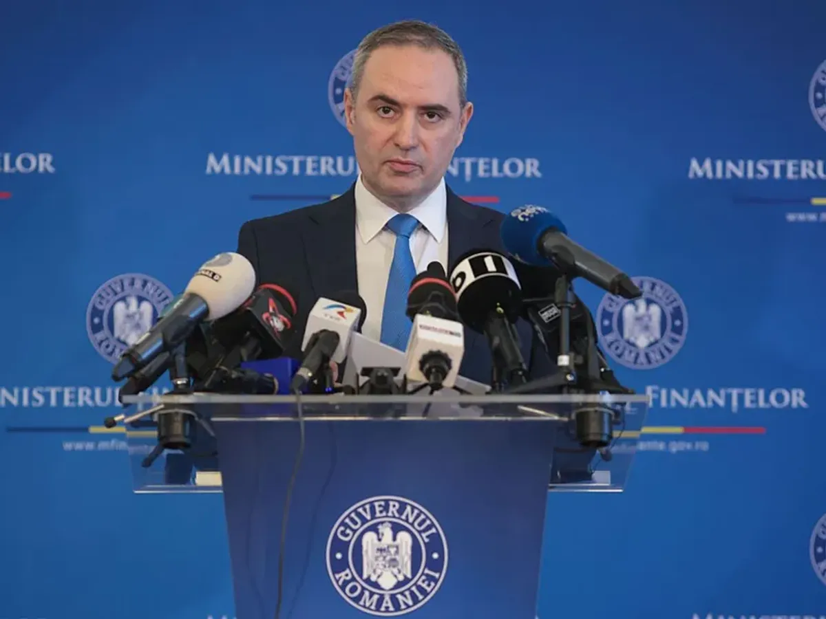 Nazare: România se împrumută mai scump decât Ungaria, din cauza instabilității politice