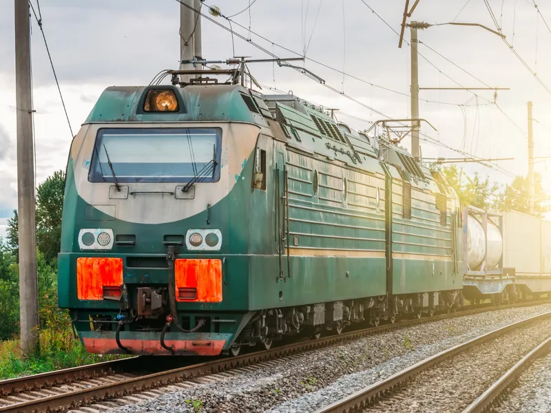 Trenul București - Brașov a avut o întârziere de 6 ore. Este un timp record pentru un traseu scurt Foto: Freepik (fotografie cu caracter ilustrativ)