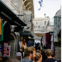 Israelienii pot intra fără mască în spații publice închise. FOTO: Pexels.com