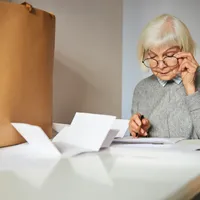Vestea așteptată de toți pensionarii: pensie intră în flux normal. Când se dau deciziile și banii? Foto: Freepik (fotografie cu caracter iustrativ)