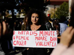 61.000 de cazuri de violență domestică au fost înregistrate în prima jumătate a anului - FOTO: Inquam Photos / George Călin